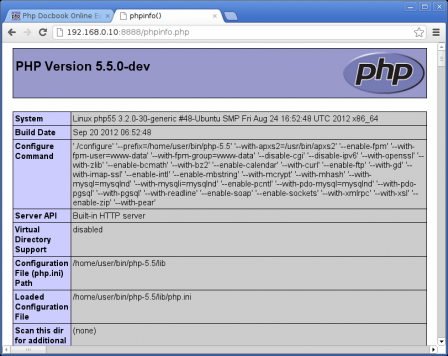 Capture d’écran de phpinfo.php servi par le serveur intégré à PHP